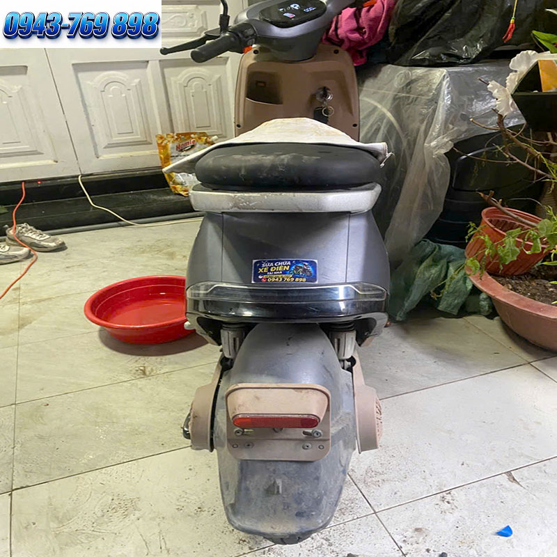 Thay Binh Ac Quy Xe Dien Jvc Quan 7
