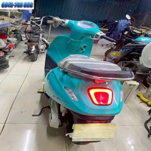 Son Xe Dien Vinfast Evo 200 Trang Dai